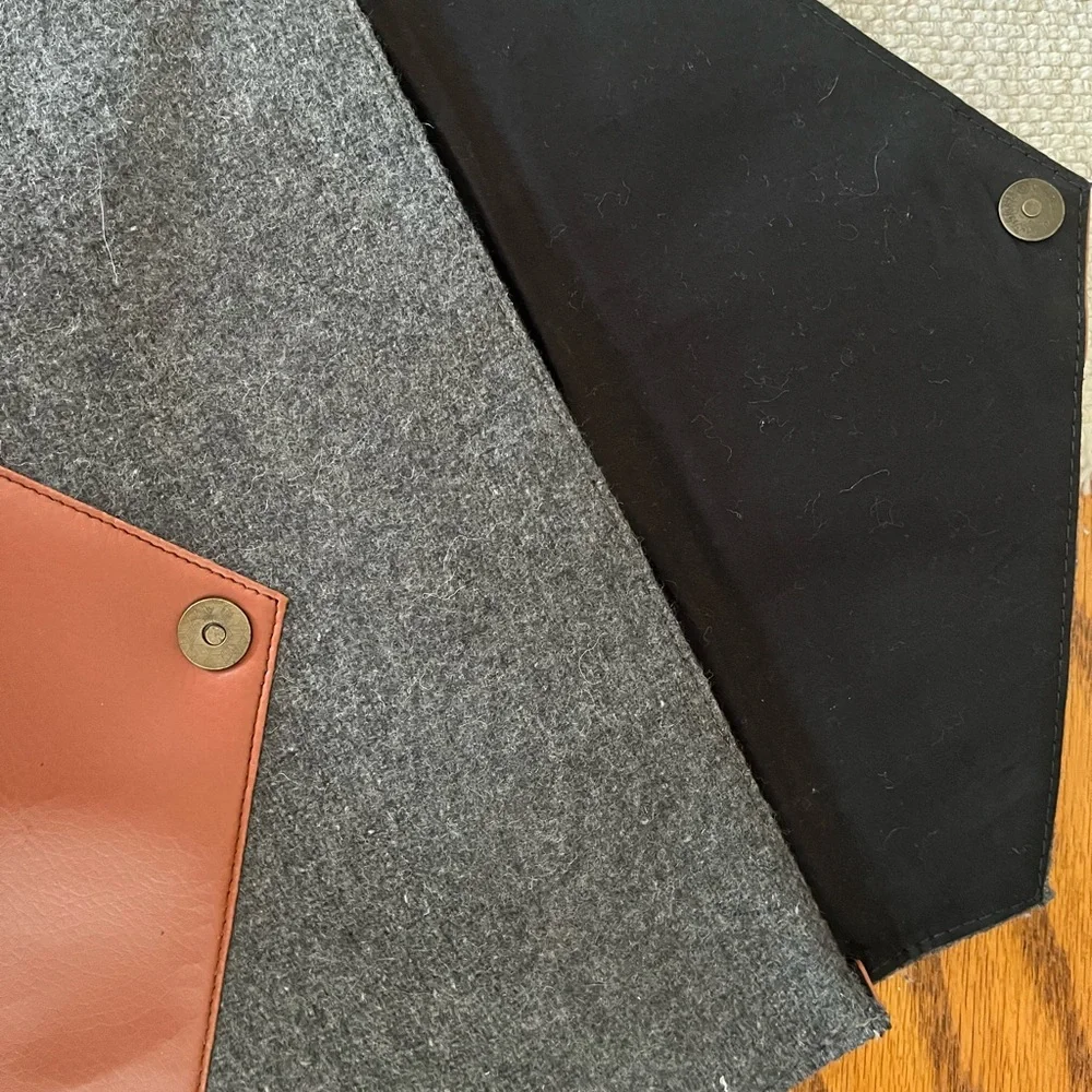 Stylish Gray and Cognac Men's laptop case.